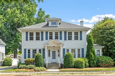 36 Richardson Avenue
