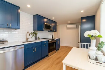 30 Columbus Ave #4 1