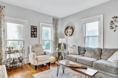 1 Riverside Pl #1