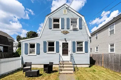 39 Macy St 1