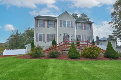 39-a Newport Ave 1