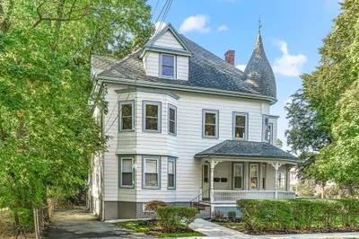 752 Franklin St 1