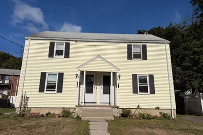26-28 Hamilton Rd #26 1