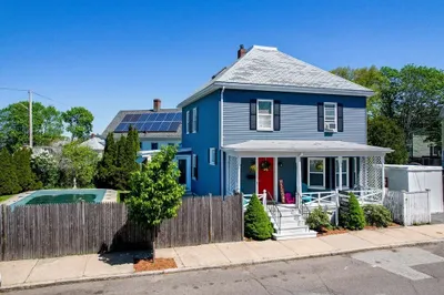 16 Cushing St