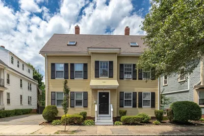 352 Cabot St 1