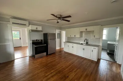 67 Fairlawn Ave #3 1
