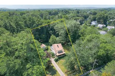 53 Elmwood Rd 1