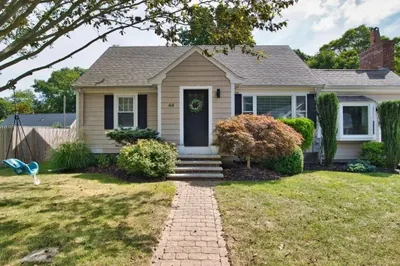 44 Bellevue St 1