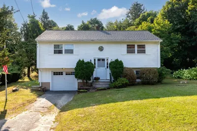 168 Old Plymouth Road 1