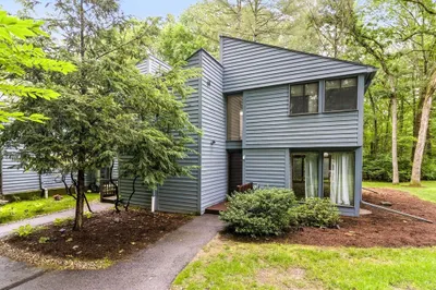 611 Old Stone Brook #611 1