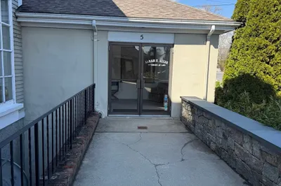 5 Parker Rd 1
