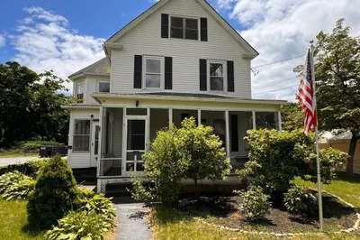 19 Chapel St #1 1