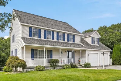 33 Fairway Dr 1