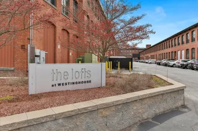 1 Westinghouse Plz #C201 1