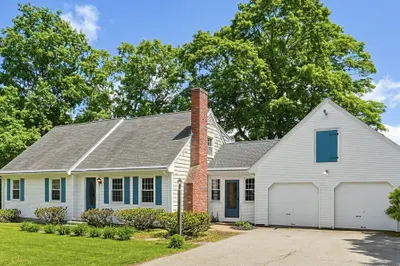 281 Scott Rd 1