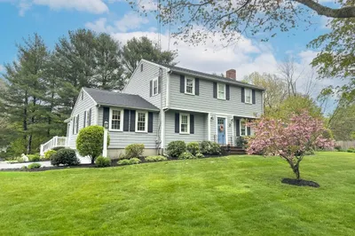 60 Old County Road