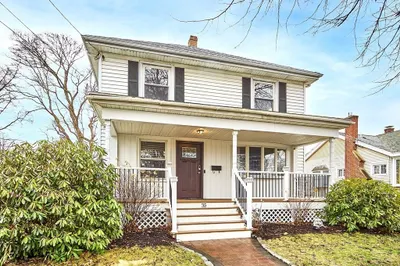 35 Arlington Ave 1