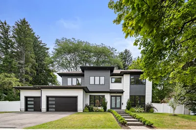 55 Rosalie Rd 1