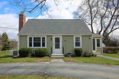 249 Pleasant Street 1