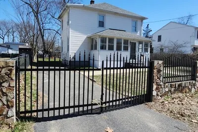 137 Cobb St 1