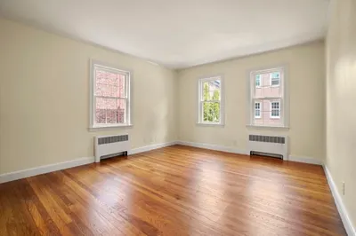 1 Garden Court #1