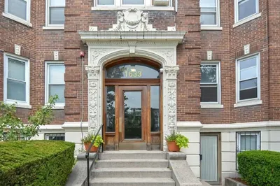 1633 Commonwealth Ave #17 1