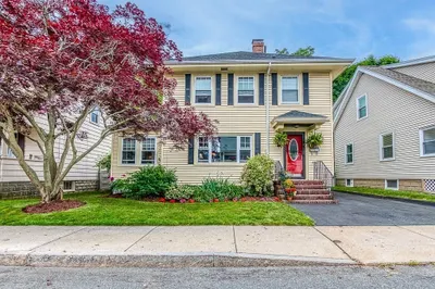 4 Geneva Ave