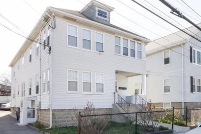 34 Freeman Ave #34
