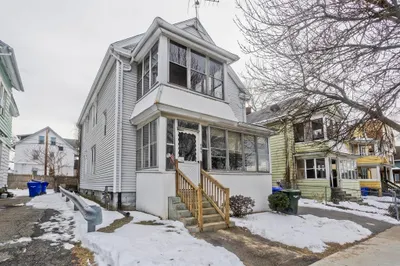 809 Carew St 1