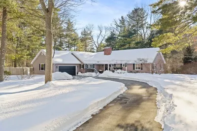 9 Mast Hill