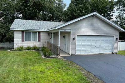 111 Colony Rd 1