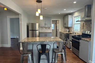 44 Holyoke St #1FL