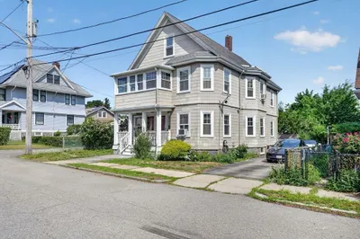 324-326 Atlantic St