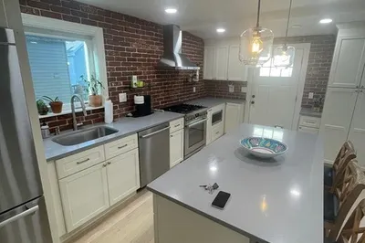 41 Heath St #2