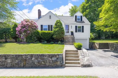 273 Greendale Ave