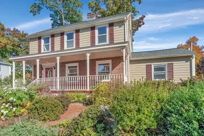 62 Westview Rd 1