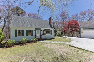 50 Hemenway Rd
