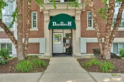 81 Dartmouth St #303 1