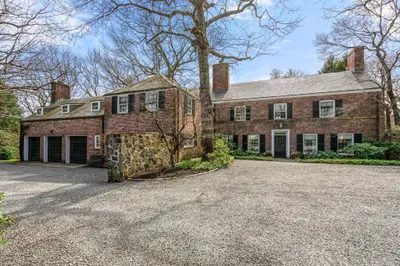 27 Laurel Rd 1