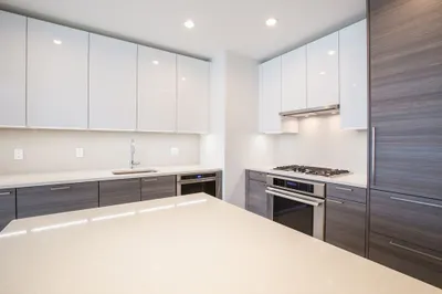 1 Franklin St #2806