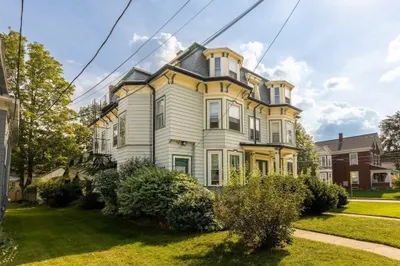 136 Woburn Street #3 1