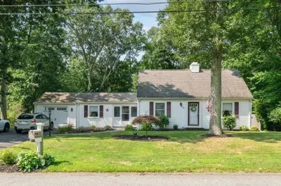 32 Anawan Road 1