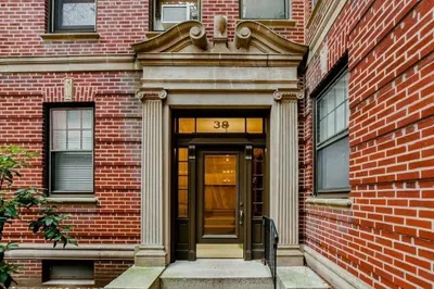 38 Linnaean St #9