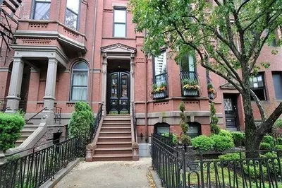 365 Beacon Street #4B
