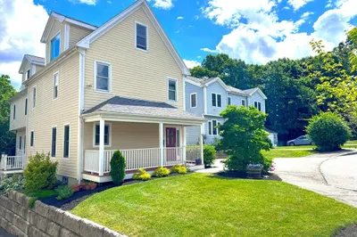 5 Crestview Rd #5