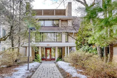 206 Allandale Rd #3B