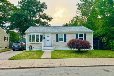 1626 Robeson St 1
