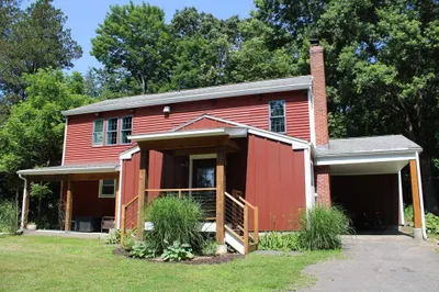 21 Valley View Dr 1