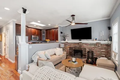 159 M Street #3