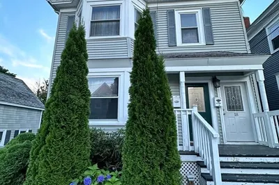 16 Ashland Ave #1